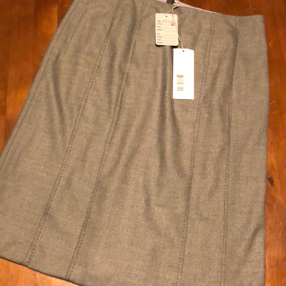 5/$25 Rebecca Taylor skirt size 6 NWT